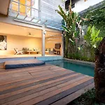 Villa Ewa 1
